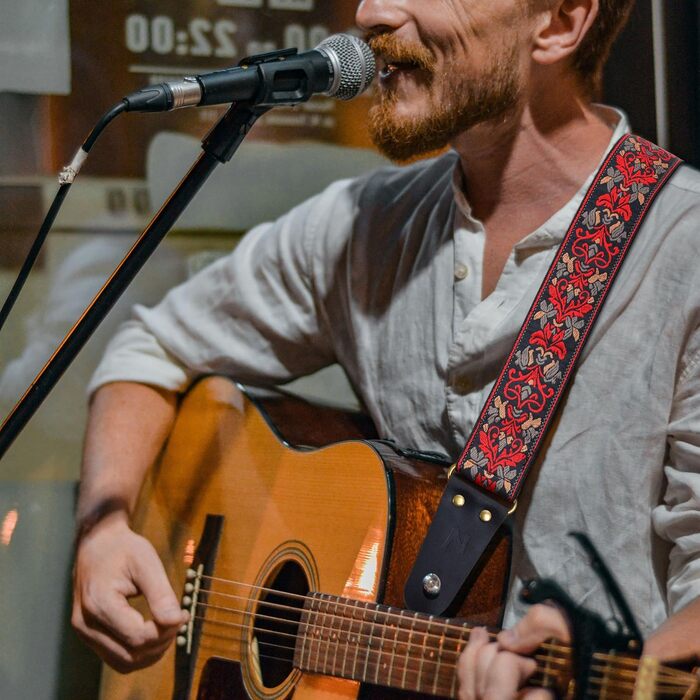 Гітарний ремінь Nefelibata: 2 шт., вишиті, з повним шкіряним краєм, прихованою кишенею, для бас-, електро- та акустичних гітар, безкоштовна пряжка, замок та медіатори. Червоний ретро-квітка