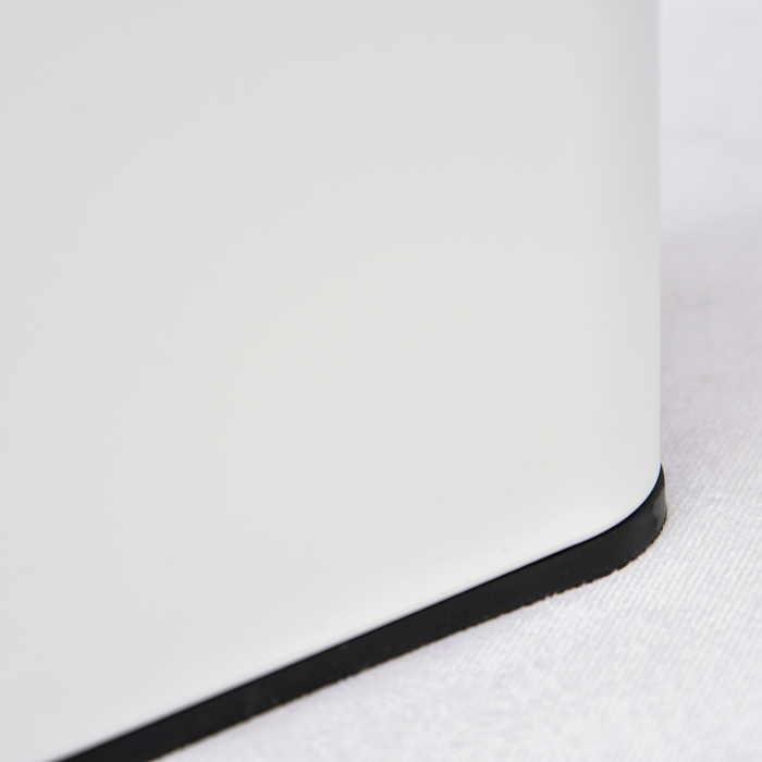 HOMCOM 5L Step Trash Can, Cosmetic Can, Waste Bin with Lid and Foot Pedal, Trash Container with Inner Bucket, Bathroom Trash Can for Living Room, Office, Metal, White, 29.2 x 14 x 32 cm | Aosom