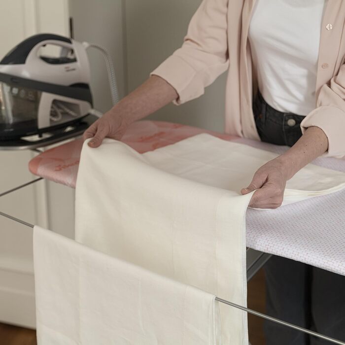 Гладильна дошка Vileda Perfect 2 в 1 Plus, 122 x 44 см, з регульованою підставкою для праски та висувним металевим кріпленням