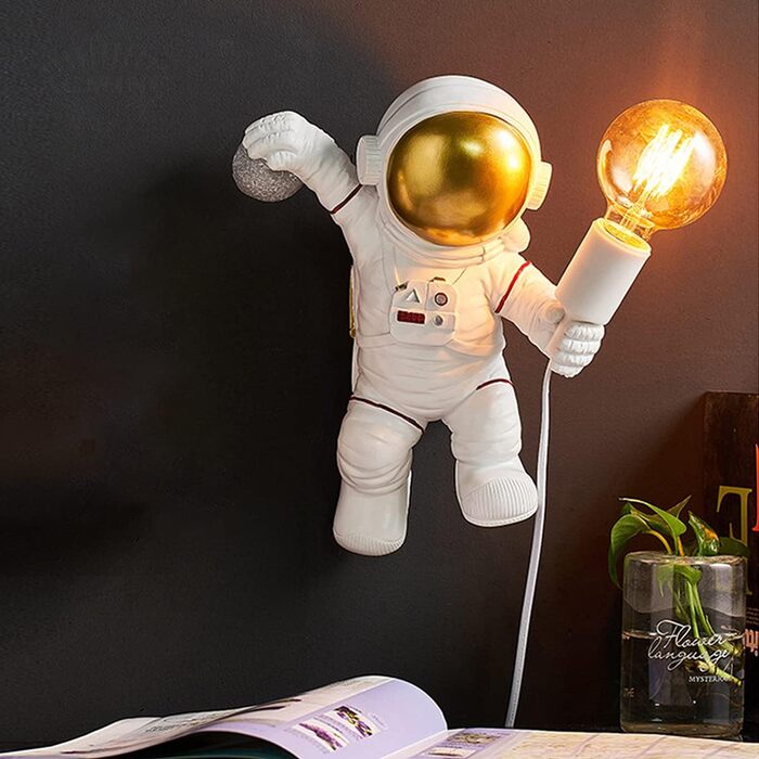 Дитячий настінний світильник з вилкою Astronaut, лампа для дитячої кімнати з вимикачем і кабелем 1,5 м, цоколь E27, подарунок для хлопчиків і дівчаток, білий