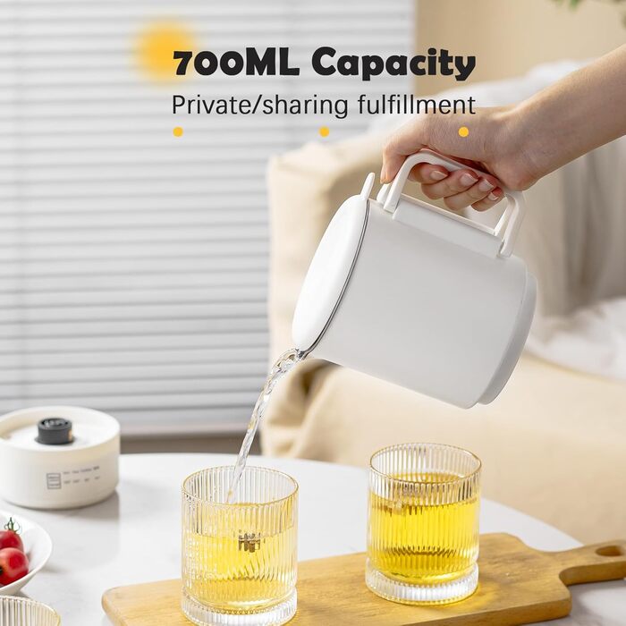 Електричний чайник 0.9л з нержавіючої сталі 304, 1360W, швидке кип'ятіння за 4-6 хв, класичний компактний дизайн, кнопка 1 натискання, автоматичне вимкнення та захист від перегріву, для дому, офісу та приготування кави (кремовий)