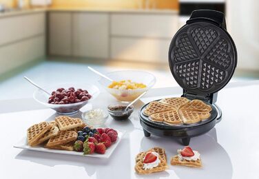 Bestron Heart-Shaped Waffle Maker - Non-Stick 700W Electric Waffle Iron - Single