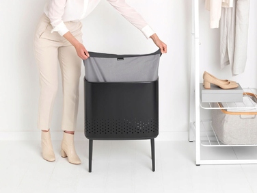 Кошик для білизни BRABANTIA Bo 60 л — сталевий, чорний матовий