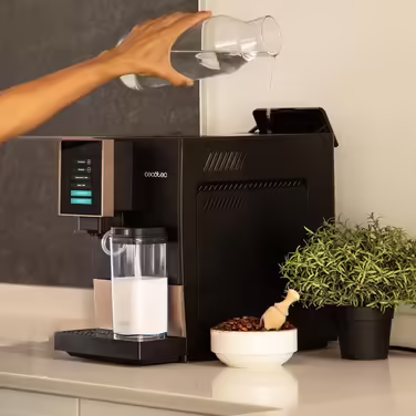 Cecotec Fully Automatic Coffee Machine Cremmaet Compactccino Black Rose, 19 Bar, Milk Container, Thermoblock System, 5 Grinding Levels, 150g Coffee Bean Hopper Black, Rose Compactccino