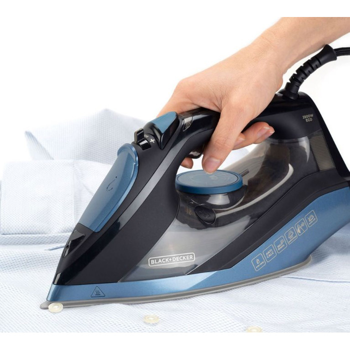 Парова праска Black+Decker BXIR2801E 2800 Вт, керамічна підошва