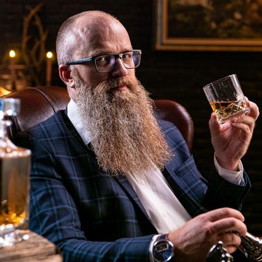 Набір віскі WHISISKEY: карафа, 2 келихи, 4 камені для охолодження - ідеальний подарунок для чоловіка