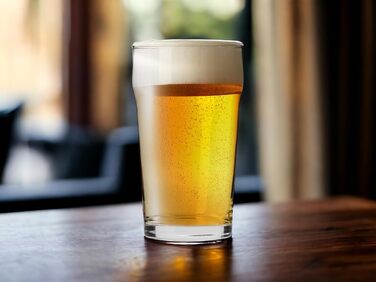 Набір пивних келихів Biergläser 590 мл (6 шт) - Кришталеві келихи для пива, пшеничного пива, подарунок чоловікові - можна мити в посудомийній машині