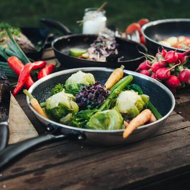 Сковорода NYORD з антипригарним покриттям, стійка до подряпин, з вафельною структурою, придатна для миття в посудомийній машині, гібридна сковорода, керамічне покриття, без PTFE та PFOA, для духовки, для індукційних, газових та керамічних плит, з кришкою 