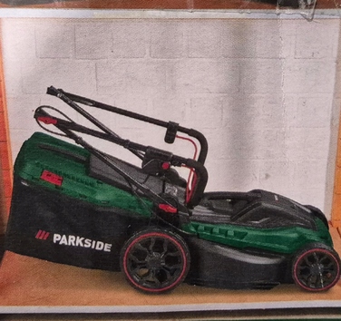 Електрична газонокосарка Parkside 1800 Вт, 55 л