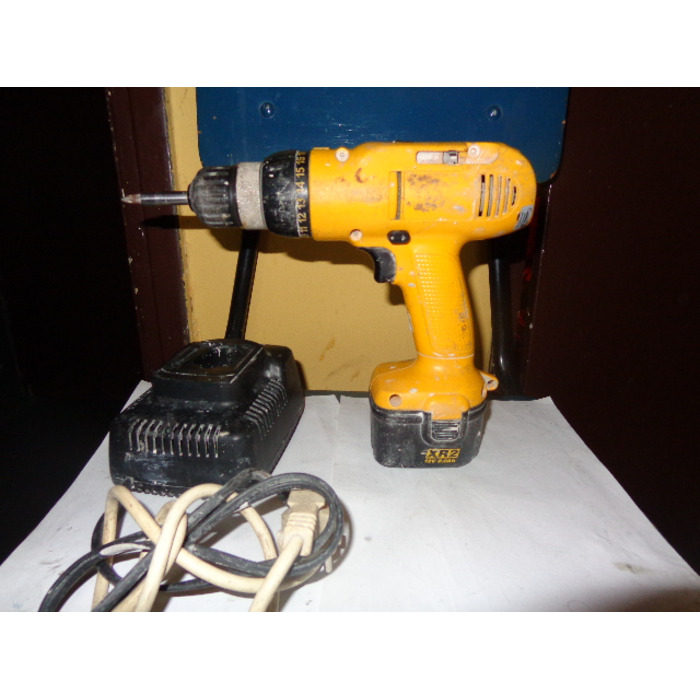Ударний дриль-шурупокрут DeWalt 12V 57/25Nm 2x2,0Ah DCD706D2