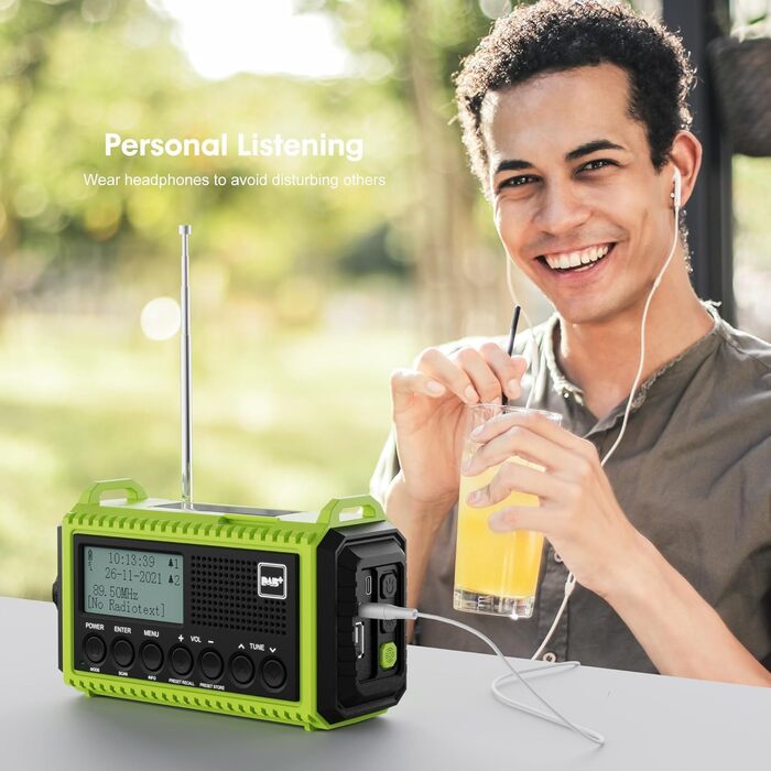 Радіоприймач Kurbelradio з DAB+/DAB/UKW, акумулятор 5000mAh, ліхтарик, SOS-сигнал, зарядка USB, динамо, FM, для кемпінгу та подорожей