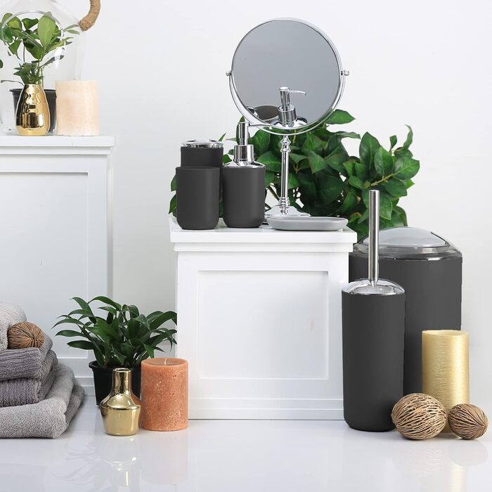 Набір аксесуарів для ванної Moss & Stone, 6 предметів, чорний: дозатор для мила, тримач для зубних щіток, стакан, мильниця