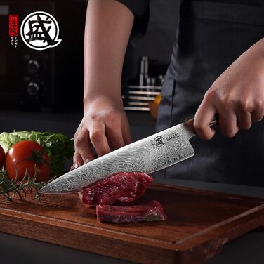 Японський кухонний ніж MITSUMOTO SAKARI Gyuto, порошкова сталь VG-Pro, 20 см, чорна ручка