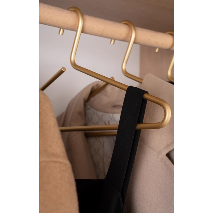 Premium Matte Gold Aluminum Clothes Hangers, 6-Pack, 41.5cm Extra Smooth & Dual Metal Shirt Hangers, Aluminum Alloy Clothes Hangers, Clothing Support, Clothes Hang