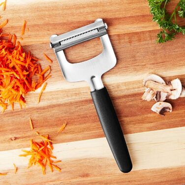Mercer Culinary M15960 Julienne Vegetable Peeler, Stainless Steel, Black
