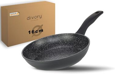 Набір сковорідок DIVORY 3 шт. (20, 24, 28 см) з антипригарним покриттям для всіх плит, включаючи індукційні. Безпечні ручки, придатні для миття в посудомийній машині. Ручки з імітацією сірого дерева.