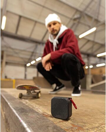 Hama Набір Bluetooth колонок 2-в-1 3.0, водонепроникні 30W (парні колонки, портативні, плавучі, IP67, до 10 годин, TWS, чорні)