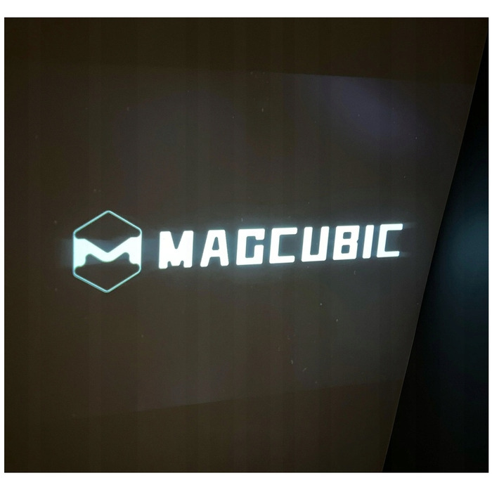 Смарт-проектор HY300 PRO 2026 Android 13, 2/16ГБ, HD + 4K, WiFi, з поворотним корпусом