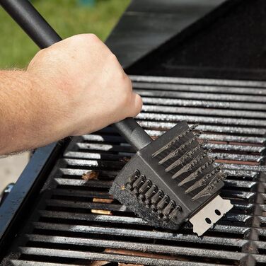 Cuisinart CCB-100 Grill Cleaning Brush with 3 Bristles (4-in-1 Grill Cleaning Brush with Stainless Steel Wire Bristles)