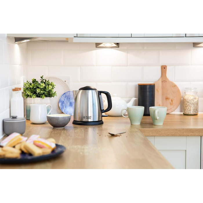 Електричний чайник Russell Hobbs Colours+ 1.0л, нержавіюча сталь, 2400W, з фільтром від накипу