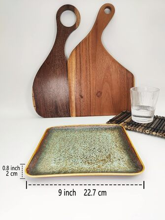 ЯЮ Керамічні тарілки 4 шт. для основного блюда: стейк, паста, різотто, закуски. Підходять для мікрохвильової печі, духовки та миття в посудомийній машині. Колір: коричневий, форма: квадратна.