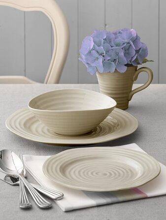 Portmeirion Sophie Conran Mug with Mulberry Design, Beige