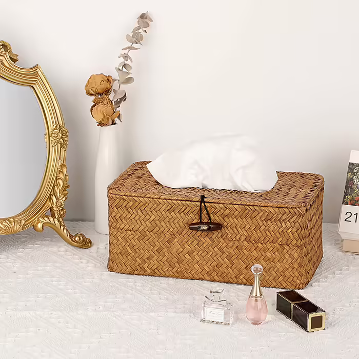 SUMNACON Rectangular Seagrass Cosmetic Tissue Box for Home Decorative Woven Paper Holder Candy Rattan Tissue Box Home Decoration for Bathroom Living Room Office Restaurant Handmade Brown