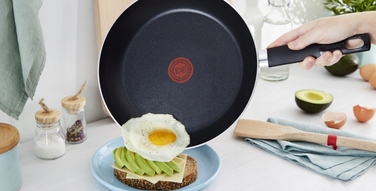 Сковорода Tefal Simplicity з кришкою, антипригарна, чорна, 24/28/30 см