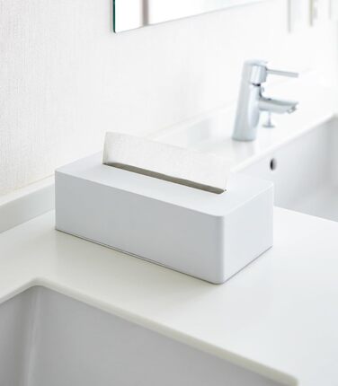 YAMAZAKI 4215 TOWER Tissue Box Holder Minimalist Design, Steel Alloy, White, 26.5 x 13.5 x 7.5 cm (LxBxH)