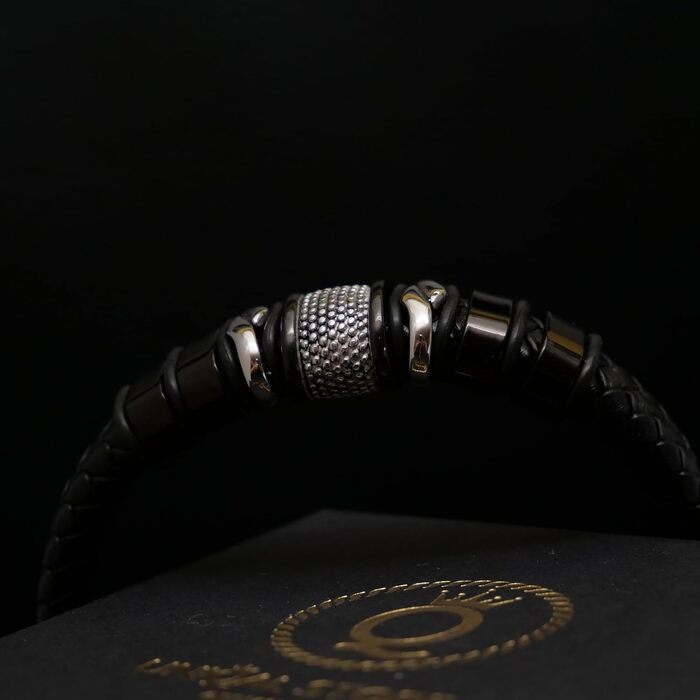 Чоловічий шкіряний браслет UNIQAL 'Premium Style' Mamba Black 23 см з нержавіючої сталі + Подарункова коробка