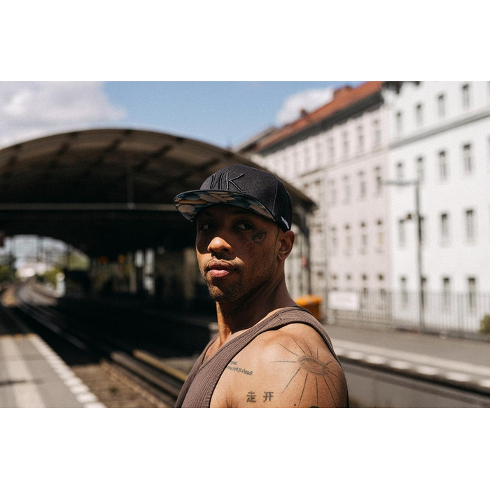 Кепка Snapback Nebelkind: унісекс, регульований розмір, чорно-синій колір, стиль Streetwear, бейсболка з прямим козирком, ретро