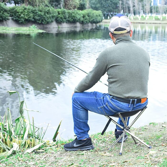 Зручний складаний стілець для кемпінгу та відпочинку на природі (Khaki 33см, Чорний 32см)