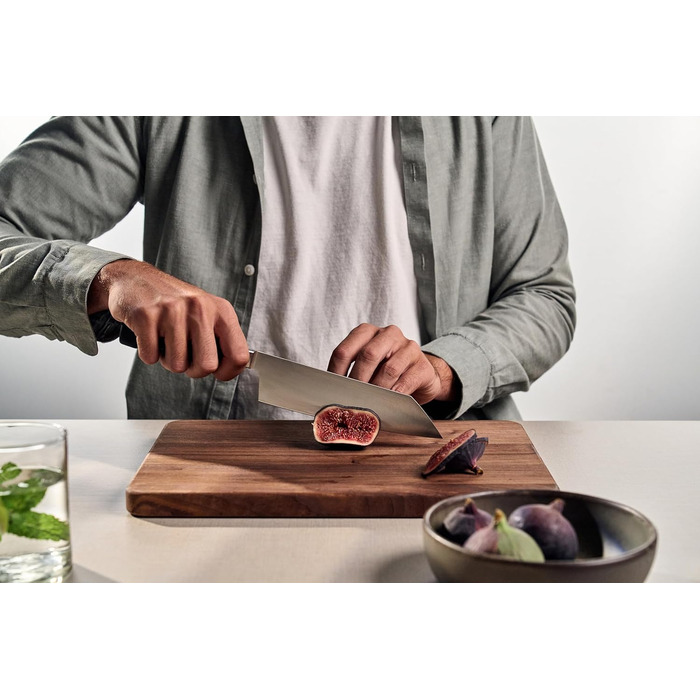 Кухонний ніж Сантоку ZWILLING Professional S, нержавіюча сталь, 17 см, чорний