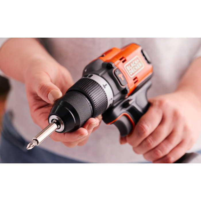 Ударний дриль-шурупокрут 18В 50Нм 2Аг у кейсі BLACK+DECKER BLD683D1XK