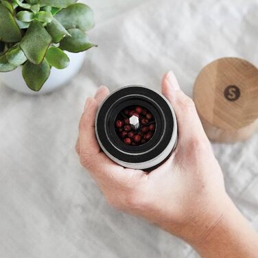 Набір з 2 мельниць для спецій Springlane: сіль та перець, з буку та бетону, регульований механізм, скандинавський дизайн (сірий)