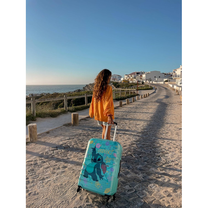 Чемодан American Tourister Wavebreaker Disney FL Spinner L, 77 см, 96 л, з принтом Stitch Flower, матове покриття