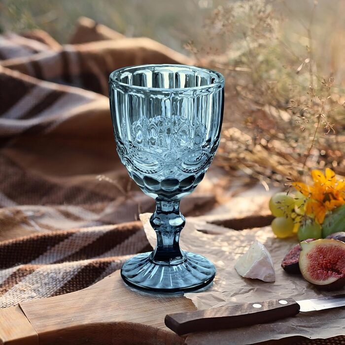 Joeyan Blau Vintage Wine Glasses with Embossed Design, Colored Relief Red Wine Glasses White Wine Glasses, Drinking Glasses, Goblet Glasses, Wine Goblet for Wine Juice Drinks, 300 ml, Set of 4, Dishwasher Safe