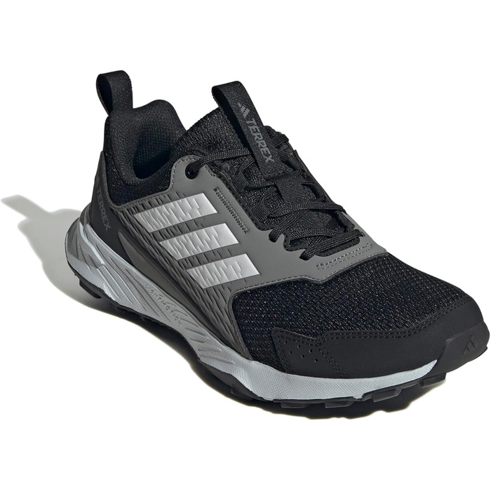 Жіночі трейлові кросівки adidas Terrex Tracefinder 2 Climaproof, 37 1/3 EU, чорний/сірий