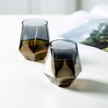 Diamond Whiskey Glasses 2-Piece Set, Tilted Scotch Glasses 300 Ml, Modern Look Whiskey Glasses for Men, Women, Dad, Husband, Friends, Glassware for Bourbon/Rum/Bar Tumbler, Smoke Gray 2