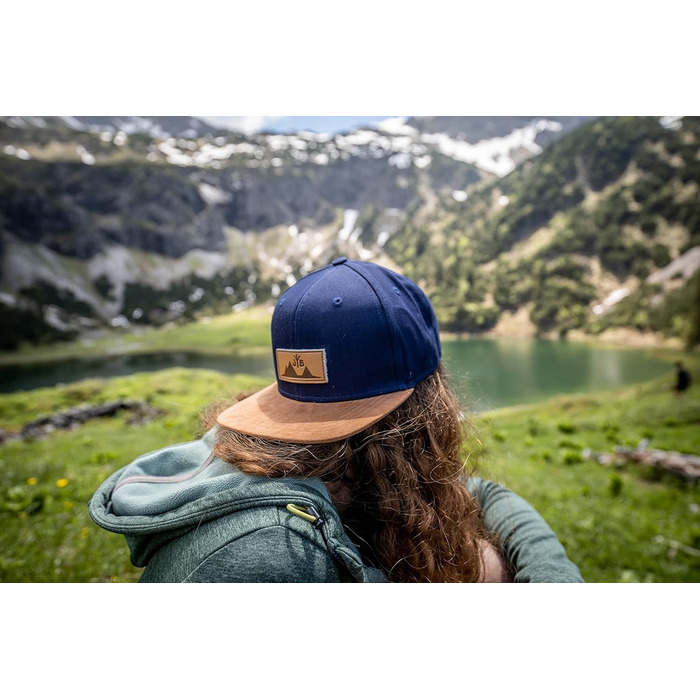 Кепка бейсболка Jumping Bird • Зручна, регульована, легко миється • Темно-синій колір