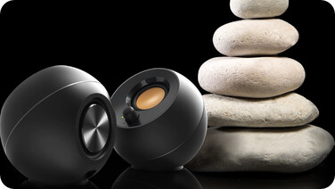 Комплект акустичних колонок 2.0 Creative Pebble 4.4 W, чорні
