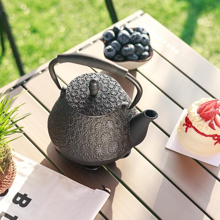 Cast Iron Teapot, 950ml Japanese Cherry Blossom Pattern Teakettle, Stovetop Safe, Infuser for Loose Tea & Coffee, Silicone Handle, Enamelled Interior, 32oz Blue (Black)