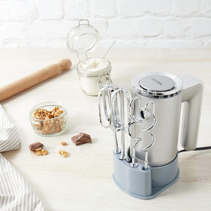 Ручний міксер Petra 300W з 5 швидкостями, турбо-функцією, гаками для тіста та вінчиками, сріблястого кольору з підставкою
