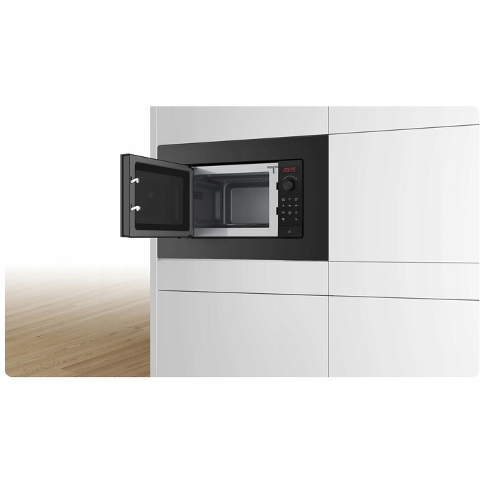 Вбудована мікрохвильова піч Bosch BFL623MB4, 800 Вт, 20 л, чорна