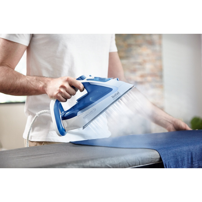 Парова праска Tefal FV5736E0, 2500 Вт, керамічна підошва, синя, 270 мл
