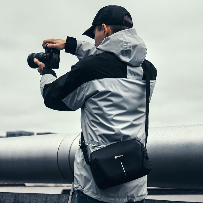 Чохол для камери TARION: водонепроникний, для DSLR та системних камер, з відділеннями для аксесуарів, чорний