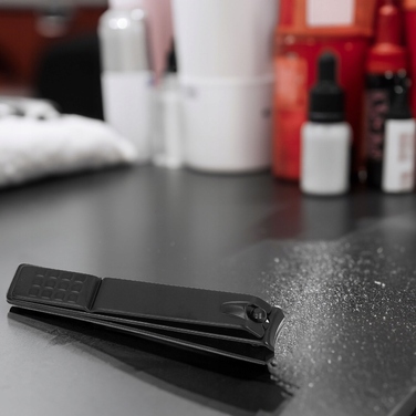 Набір для манікюру 16 предметів з футляром: кусачки, ножиці, пилки та аксесуари