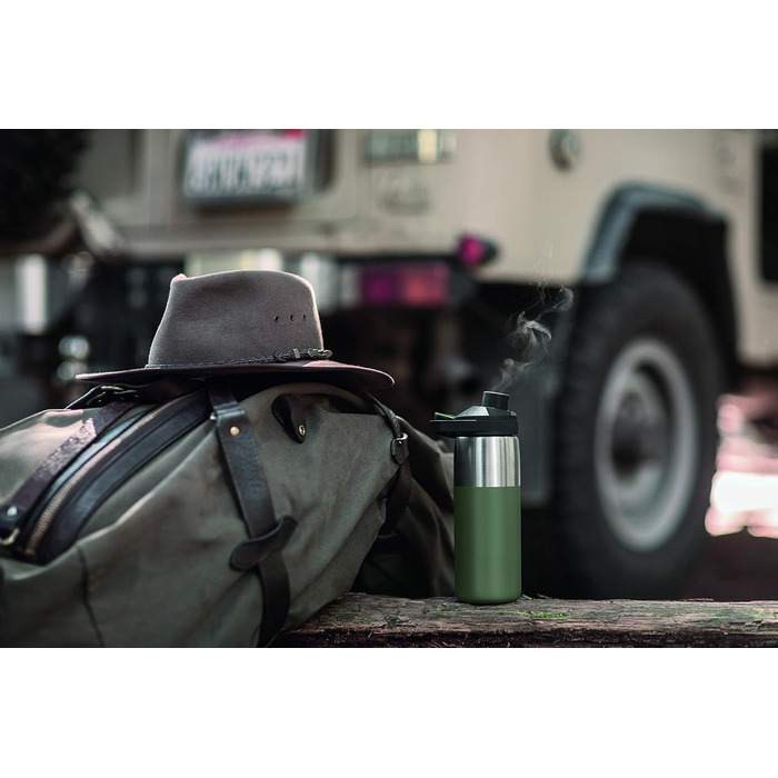 CAMELBAK Chute Mag Insulated Stainless Steel Water Bottle