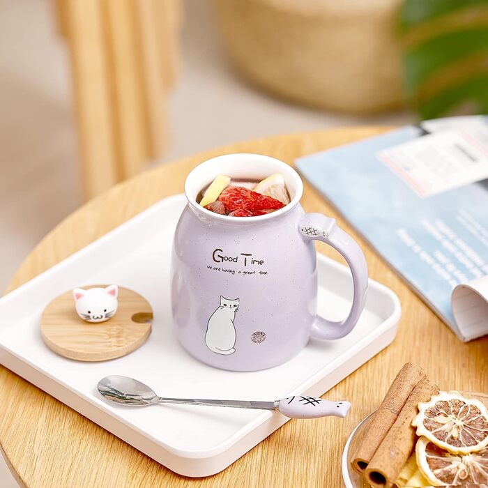 2-Pack Cat Mugs - Cute Ceramic Coffee Cups Set of 2 with Bamboo Lid and Spoon. Novelty Morning Cup Coffee, Milk, Tea Cups - 3D Cat Animal Mugs for Cat Lovers (Red and Purple)