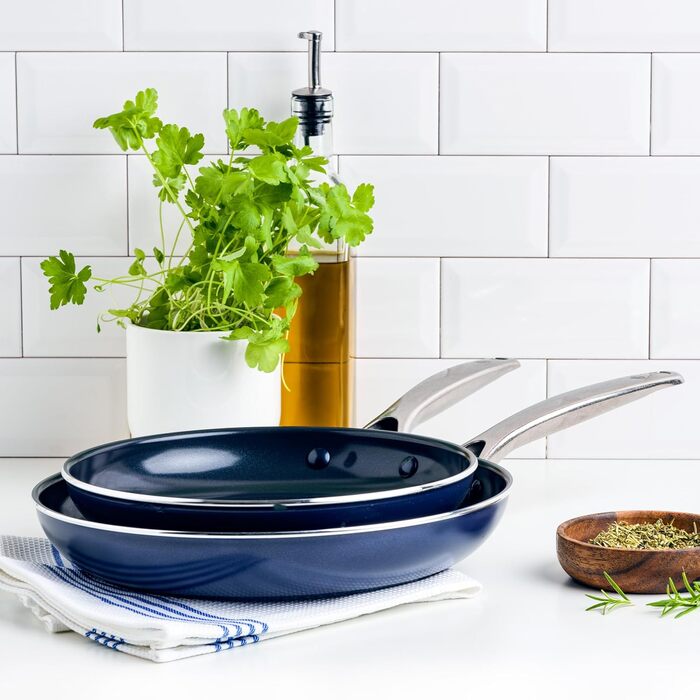 Набір сковорідок Blue Diamond Cookware Diamant, 2 шт. (24 см та 28 см), керамічне антипригарне покриття, без PFAS, для всіх плит (включно з індукцією), можна мити в посудомийній машині, термостійкий